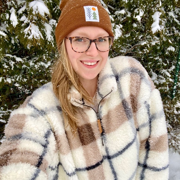 Neutral Plaid Sherpa Quarterzip - Picture 4 of 4